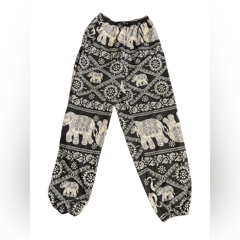 SHEIN Black and White Elephant Print Pants